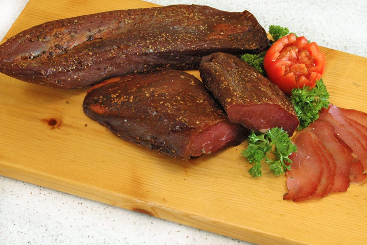 Nockfleisch-Spezialitaeten-Kaiserschinken-Bauernprodukt-3